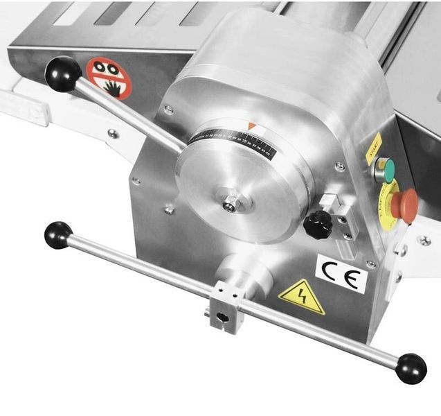 Тестораскатка для слоеного теста TMK520B GGM GASTRO (настольная) (BI)007193 фото